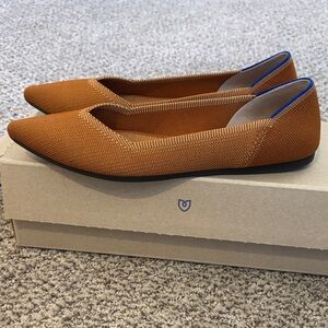 Rothy's Pointed Knit Flats in Fawn